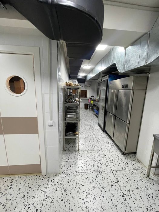 Мирабадиский район Ресторан Кафе Арендага берилади. Ишлаб Турган жой.