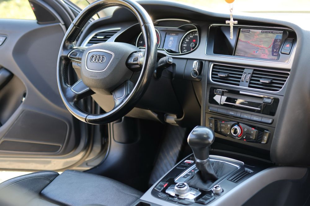 Se vinde Audi A4 B8.5