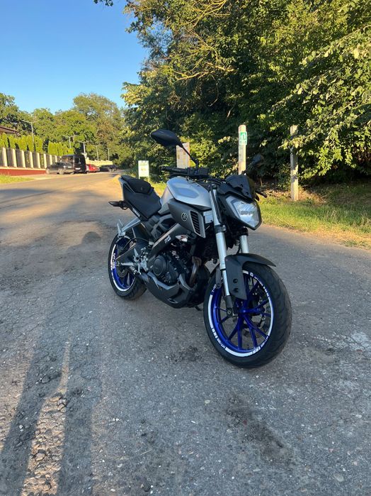 Vând  Yamaha MT 125