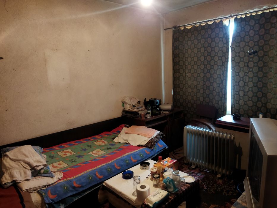 Продава етаж от къща в гр.Смолян