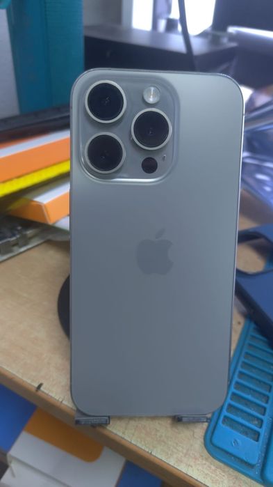 Продам iPhone 15 PRO 256gb