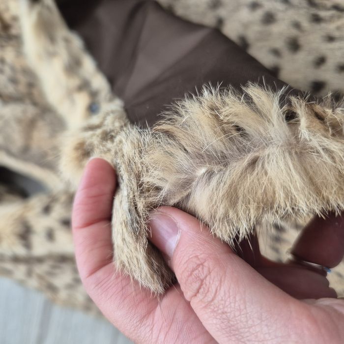 Blana de ocelot scurta