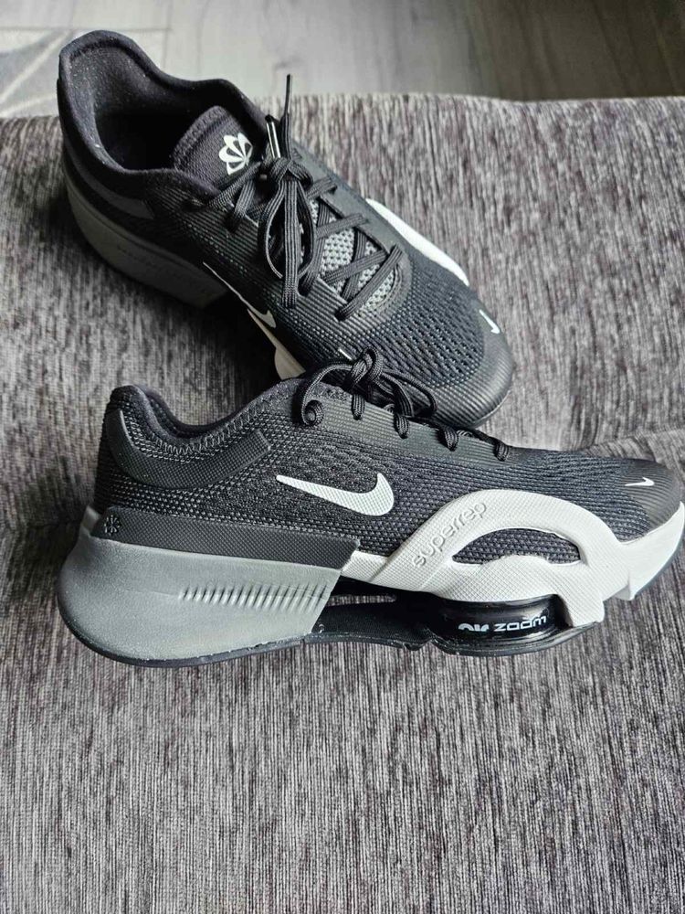 Маратонки nike zoom superrep