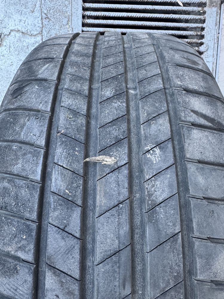 Гуми BRIDGESTONE Turanza T005 235/45/18