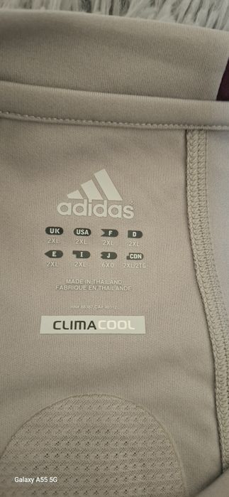 Adidas съдийска футболна фанелка чисто нова