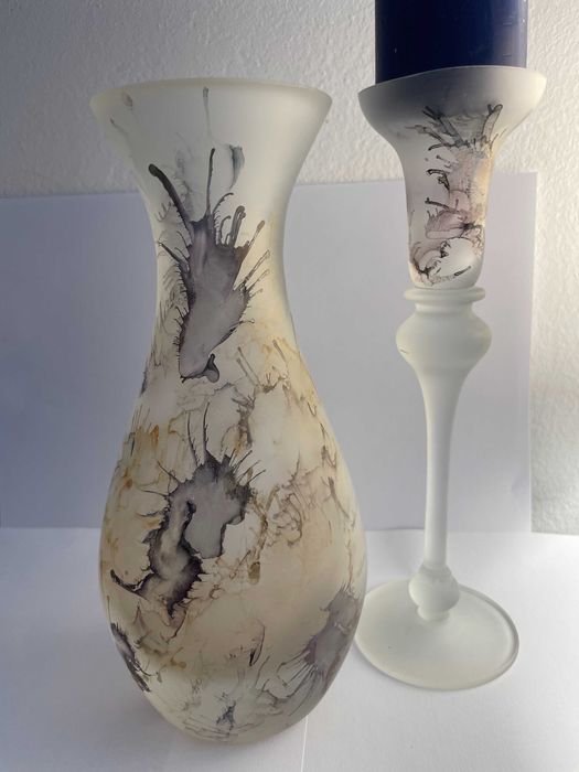 Vaza si sfesnic sticla fantezie handmade vintage impecabil 20/6cm