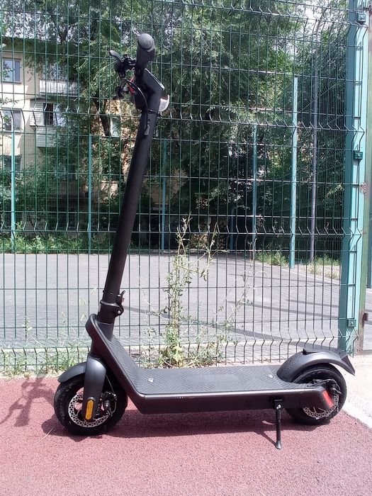 Самокат Scooter Max X9