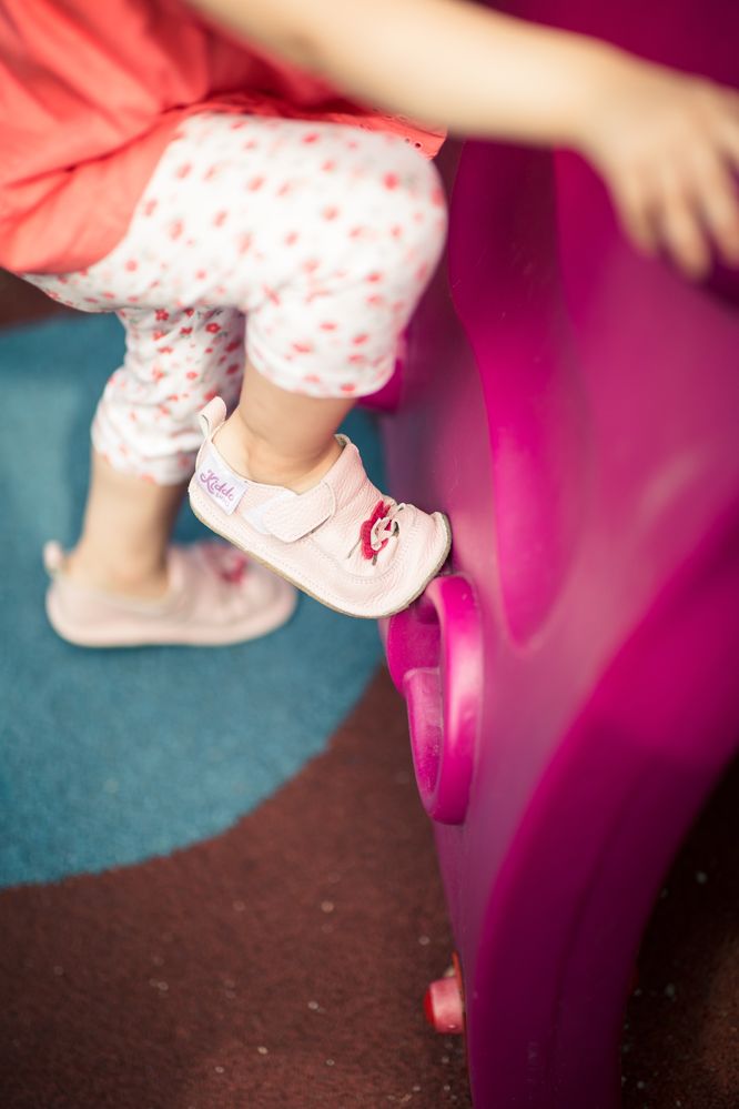Sandale, barefoot pentru copii masura 24-25, ideali pentru primii pasi