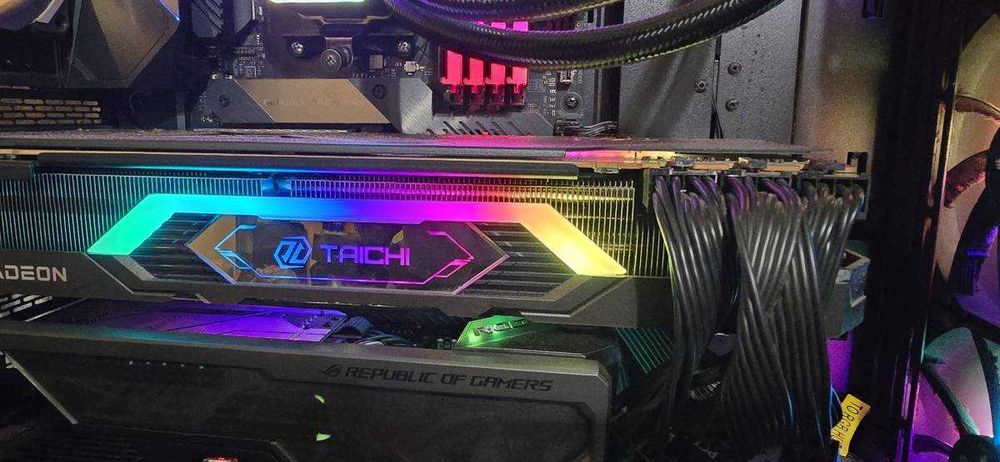 Видеокарта ASRock Radeon RX 6800 XT Taichi X OC 16GB GDDR6