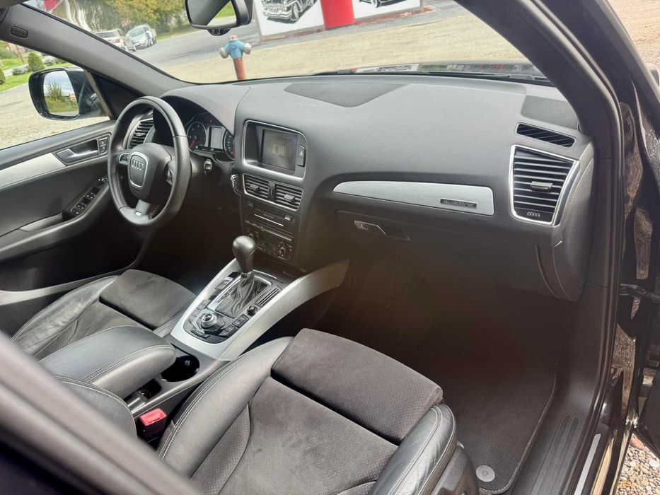 Audi Q5 2012 S-Line 2.0Diesel 170CP Quattro