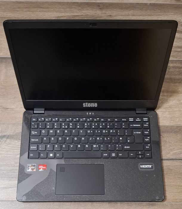 Лаптоп | Stone | Ryzen 5 7520U | 16GB Ram 5500 mxz | 256 SSD