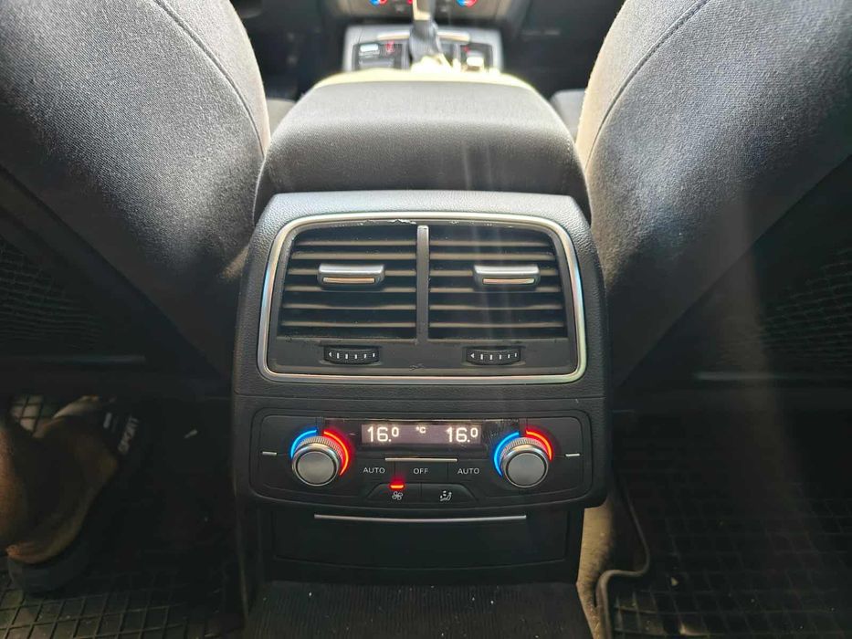 Vând Audi A6 C7 2012