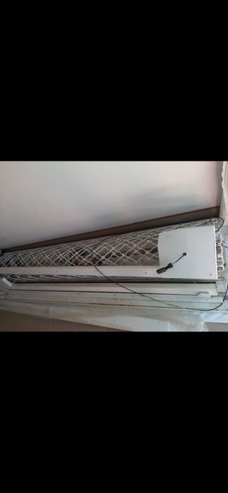 Grilaj metalic tip rulou