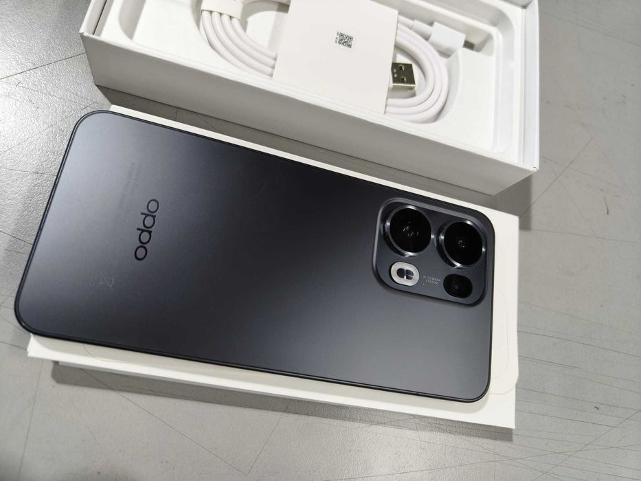 Oppo Reno13 Pro 512Gb - Cu sticla crapata - perfect functional
