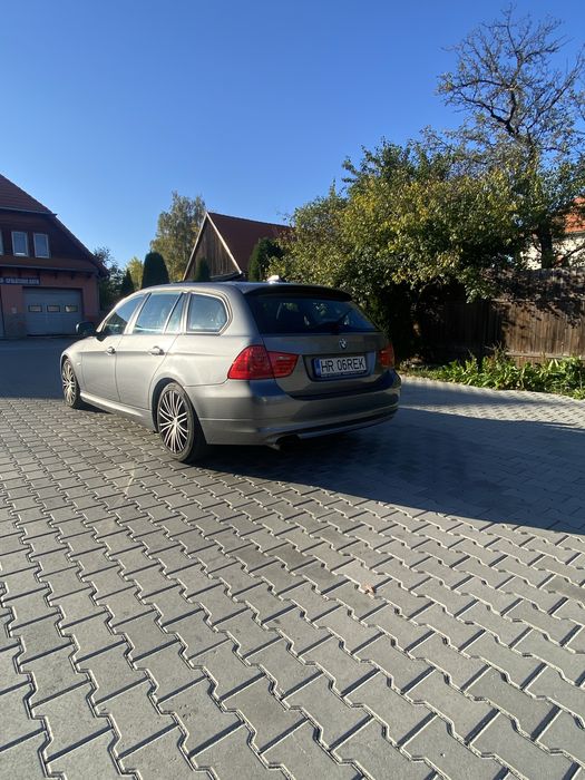 BMW E91 manual 2011