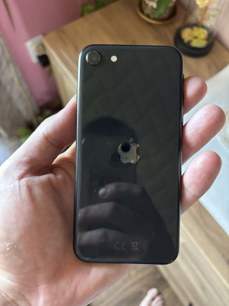 Iphone se 2020 64gb