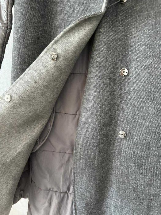 Женское демисезонное пальто с комбинированными рукавами