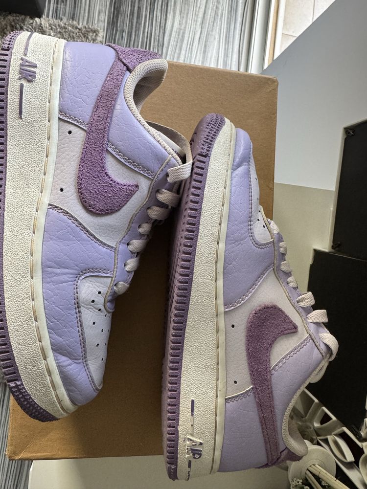 Nike Air Force 1