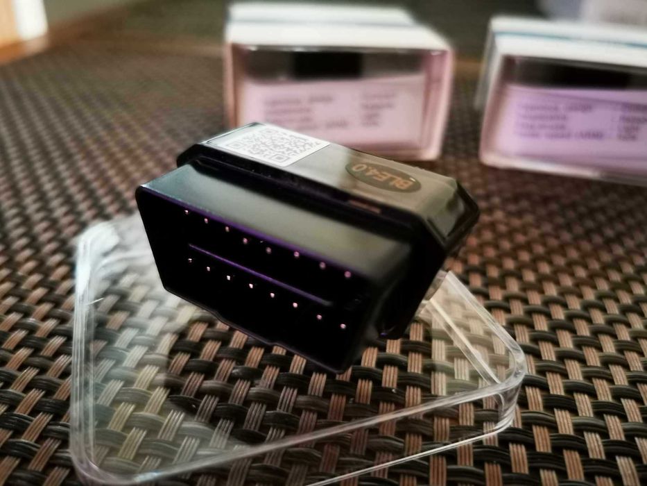 Diagnoza auto Vgate iCar Pro interfata iCarPro scaner erori masina