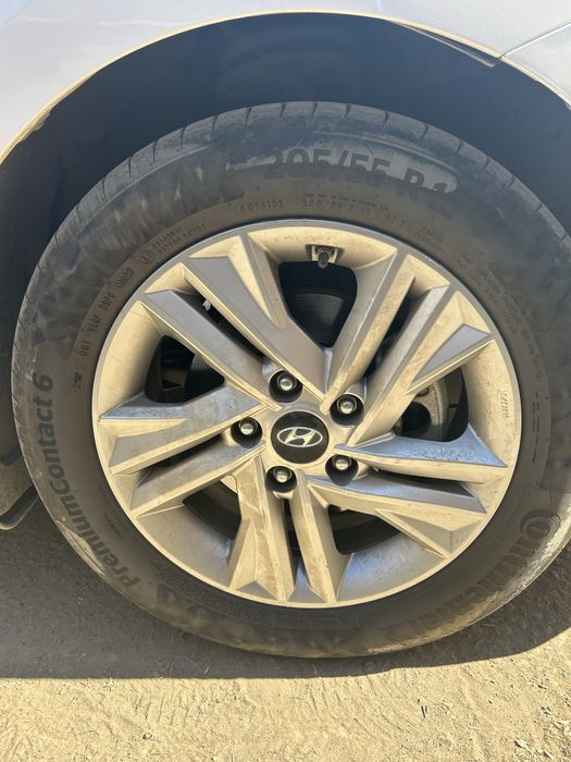 Продам резину Continental Premium Contact 6