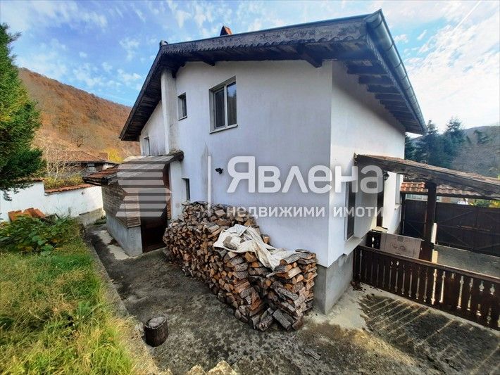 Продава се Къща в с. Кости, Област Бургас - 180 кв.м за 467 €/кв.м - Снимка #3