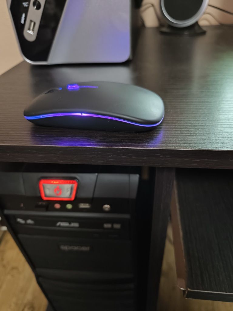 Mouse Wireless Reîncărcabil USB, Silențios Cu Iluminare RGB