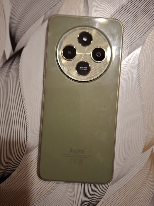 Продавам гаранционен чисто нов изгодно телефон Шиоми редми 14С