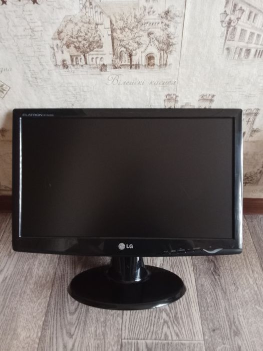 Продам монитор -19 дюймов