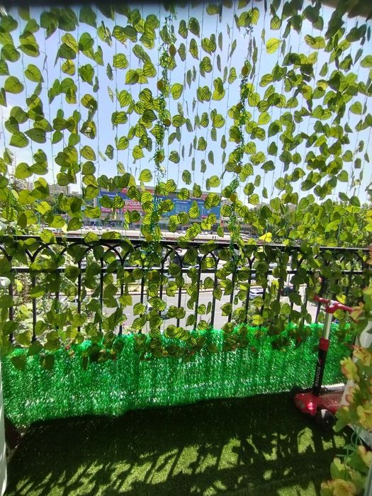 Chorsu bozori yonida Eski chorsu gastinsa roʻparasida