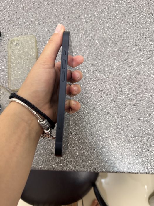 Iphone 13  Garantie 1 an