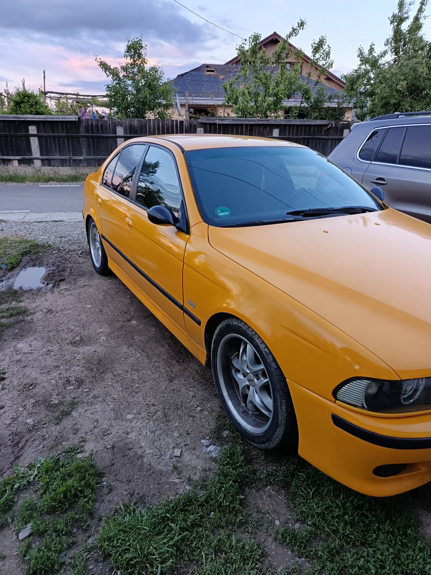 BMW 523i e39 fara rugina