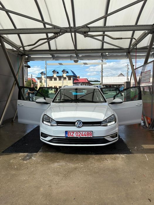 Vând Volkswagen Golf 7