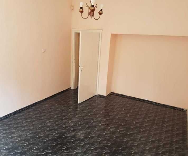 Продава се Тристаен апартамент в София, Център - 100 кв.м за 1700 €/кв.м - Снимка #1