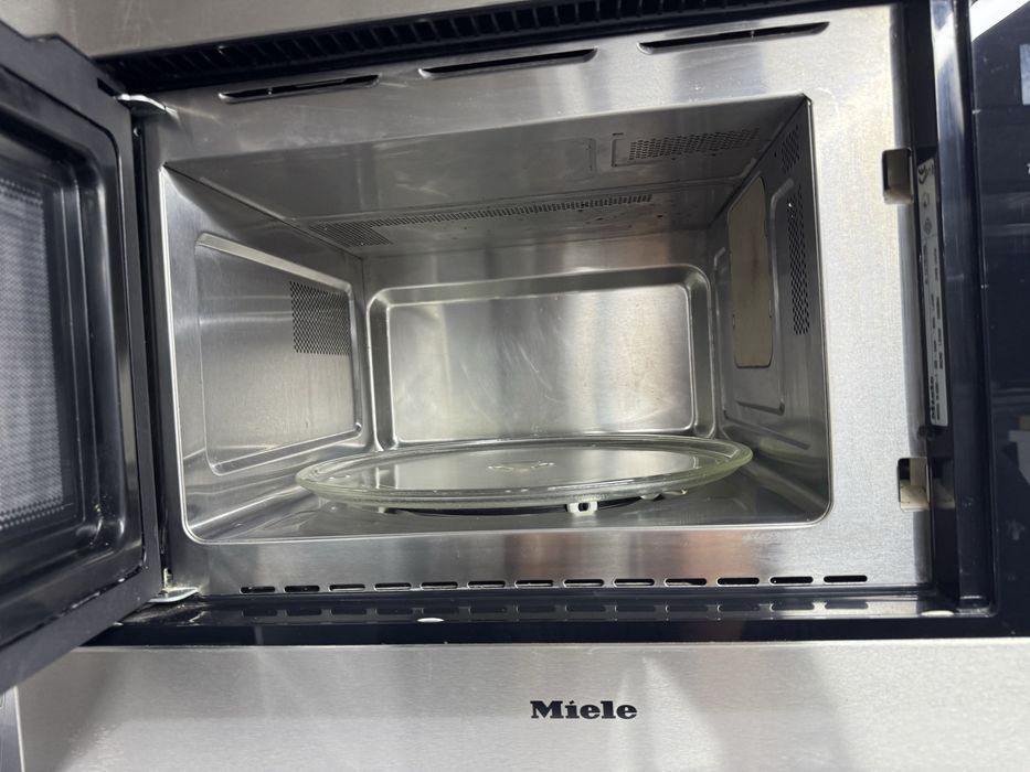 Miele микровълнова за вграждане 24л Перфектна Germany ГАРАНЦИЯ