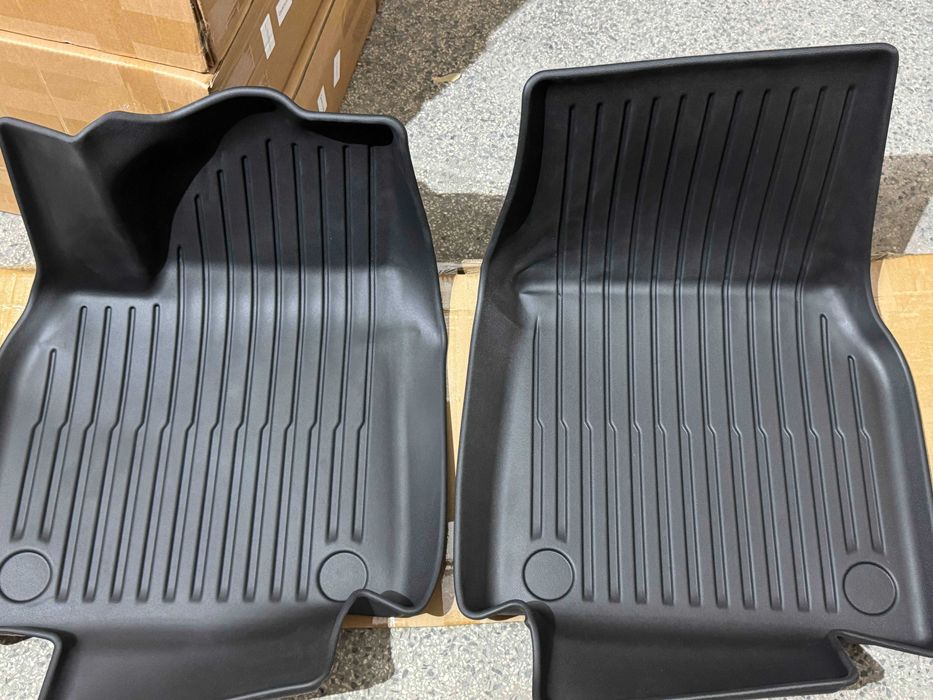 Гумени стелки TPE за Tesla Model Y Juniper - Стелки За Тесла Двуслойни