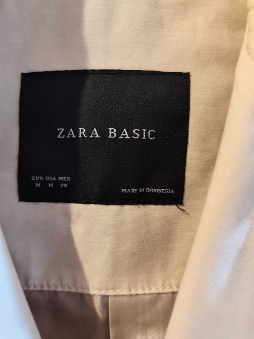 Шлифер Zara в nude цвят