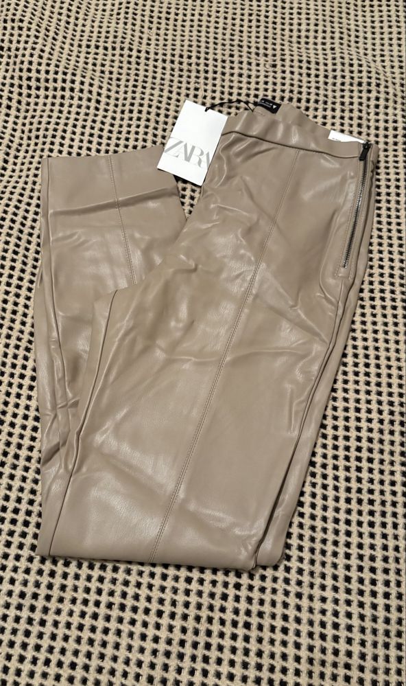 Кожен клин/панталон Zara