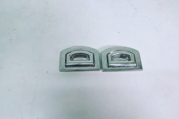 Clema plasa portbagaj 1J0864203D Volkswagen VW Passat B6  [din 2005 pana  2010] seria