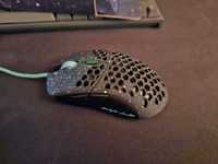 Finalmouse Ultralight Phantom + Hyperglides