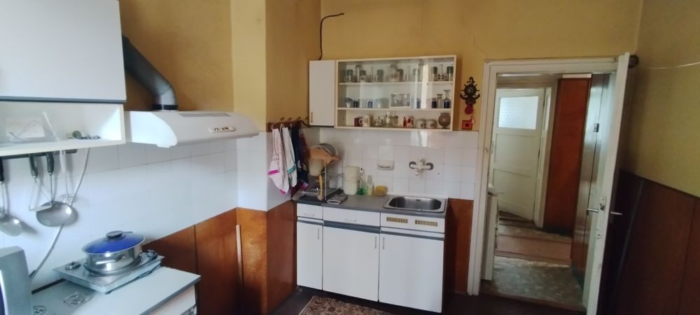 Продава се Тристаен апартамент в Перник, Изток - 88 кв.м за 957 €/кв.м - Снимка #9