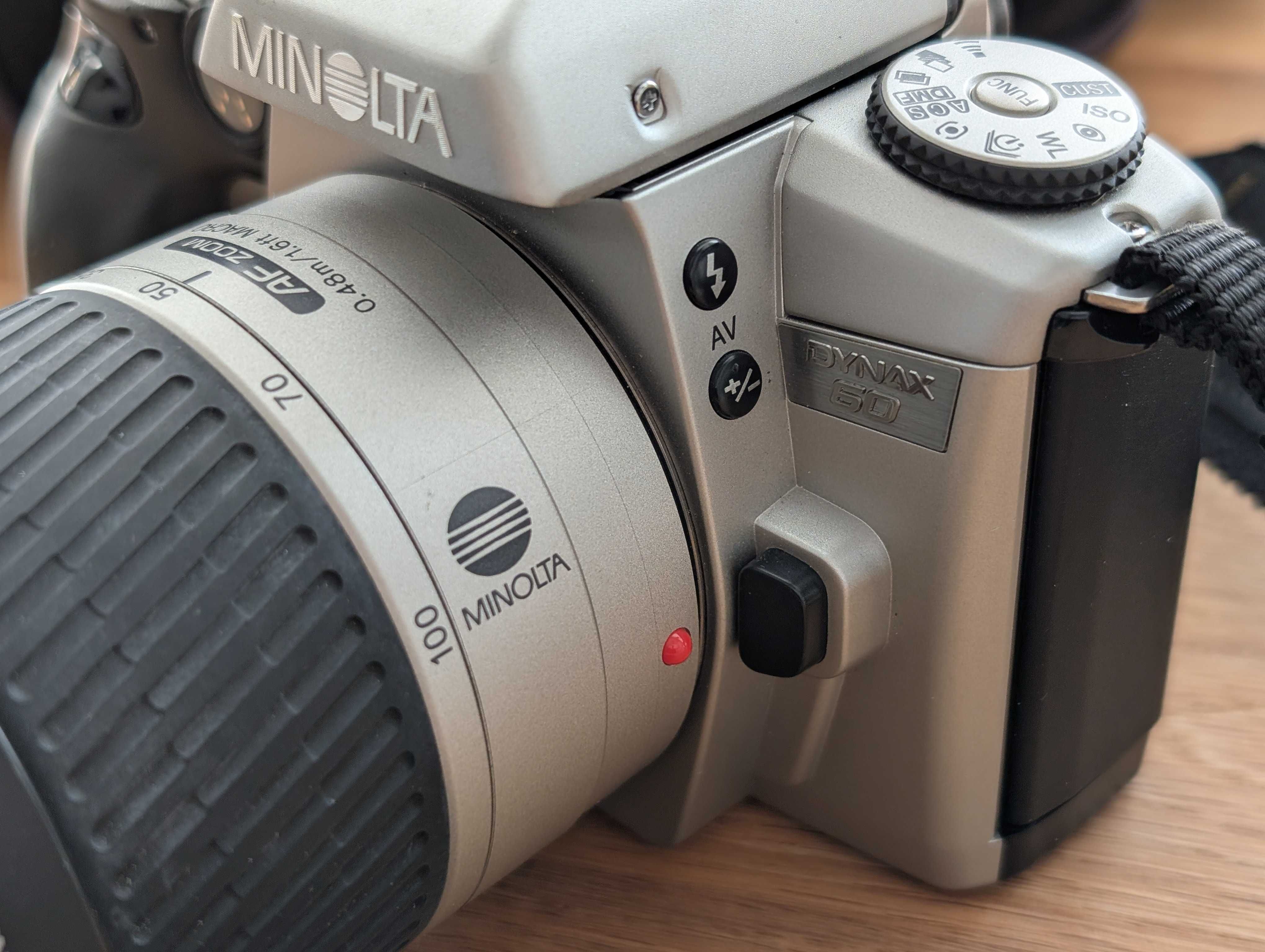 Minolta Dynax 60 + Minolta AF Zoom 28-100 1:3.5-5.6 D