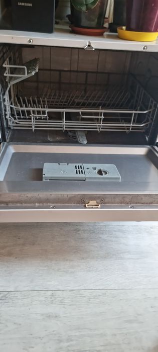 Съдомиалня тип кубче