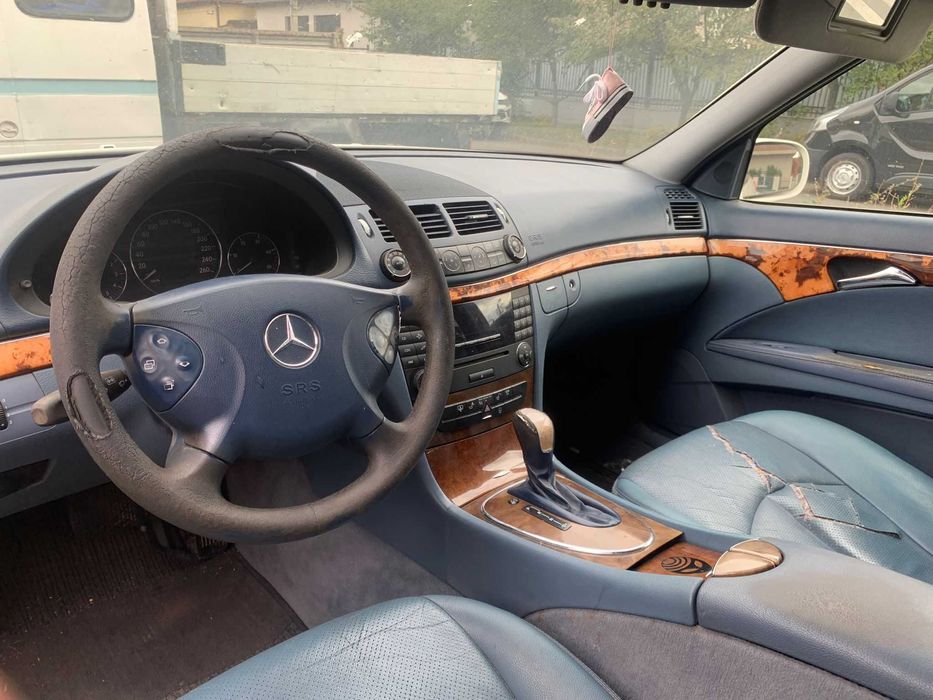 Mercedes-Benz W211 E200 CDI