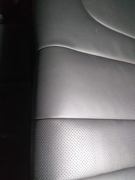 VOPSIT PIELE VOLANE AUTO Vopsim Profesional Pielea Volanului Vopsire