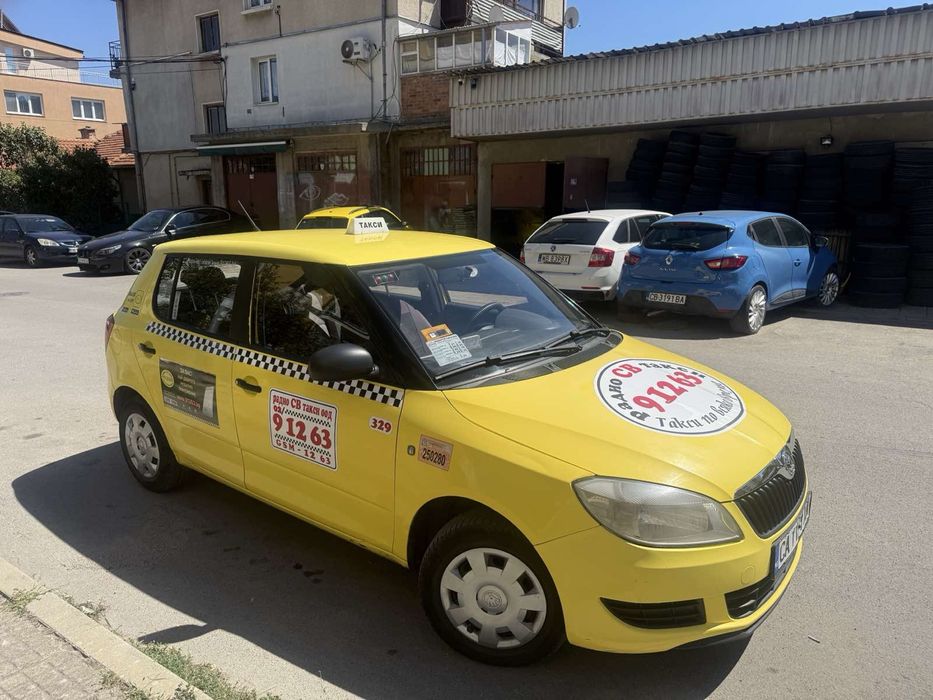 Предлагам под аренда Шкода Фабия. Аренда 250 лв. на седмица!