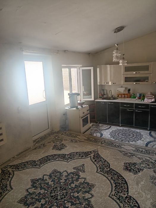 Hovli uy sotiladi 7 sotih