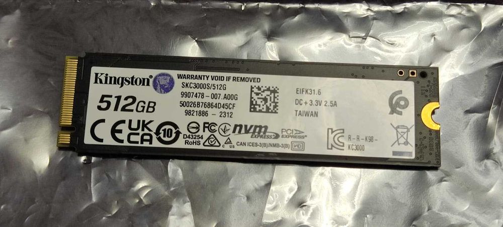 SSD Kingston KC3000 512GB 6900MBps/3900MBps Pci Express 4.0x4 M.2 NVME