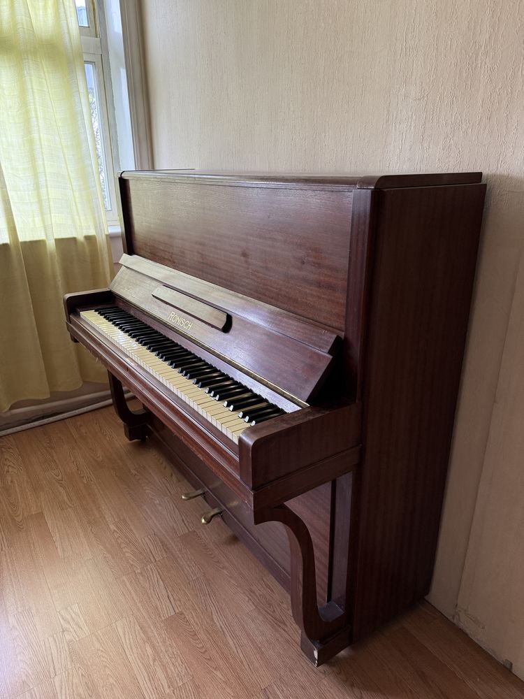 RONISH pianino. Пианино в хорошем состоянии. Sotiladi