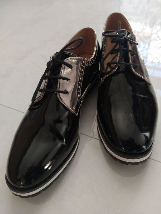 Разпродажба!Нови елегантни обувки "Andre "номер 40