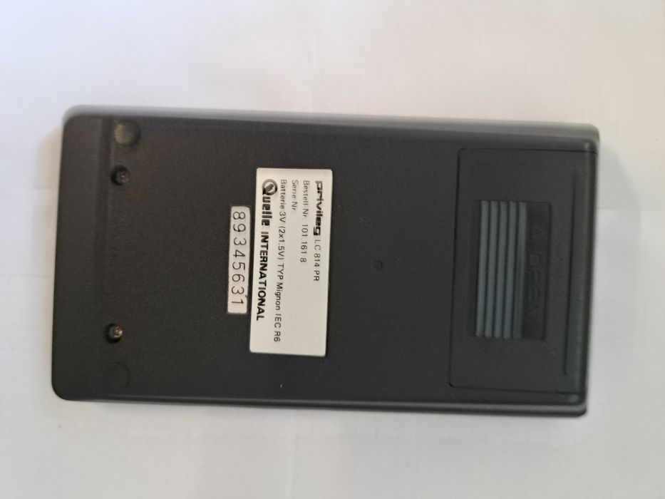 Продавам калкулатор PRIVILEG.